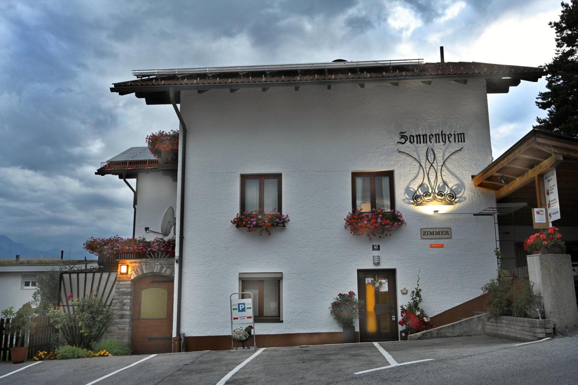 Gaestehaus Sonnenheim Thaur Esterno foto